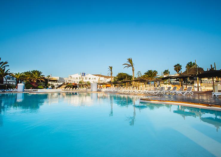 OBTÉN HASTA UN 10% DE DESCUENTO Hotel HL Paradise Island**** Lanzarote OBTÉN HASTA UN 10% DE DESCUENTO Hotel HL Paradise Island**** Lanzarote
