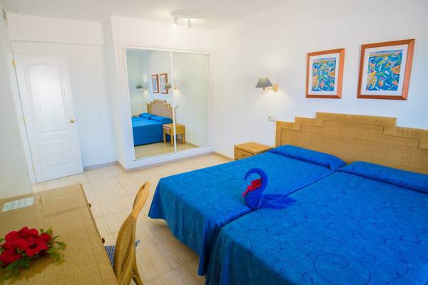 BUNGALOW MIT 2 SCHLAFZIMMERN HL Club Playa Blanca**** Hotel in Lanzarote BUNGALOW MIT 2 SCHLAFZIMMERN HL Club Playa Blanca**** Hotel in Lanzarote