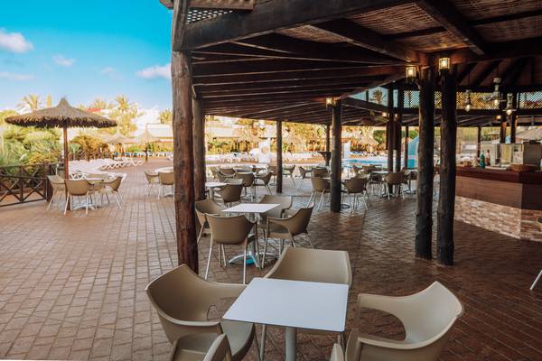 Pool-bar HL Club Playa Blanca**** Hotel Lanzarote