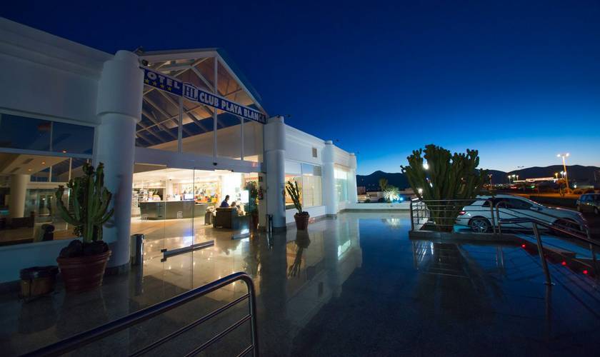 Eingang HL Club Playa Blanca**** Hotel Lanzarote