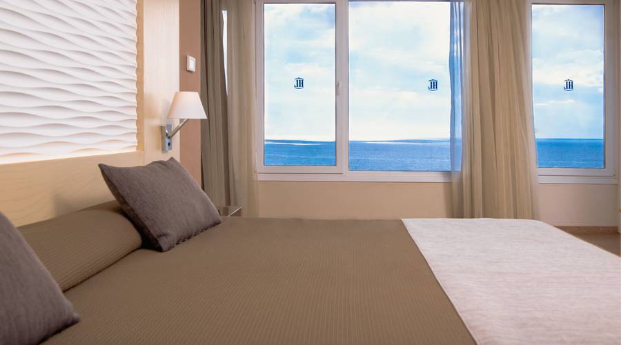 Master Suite Sea View HL Suitehotel Playa del Ingles**** Hotel in Gran Canaria