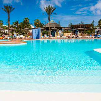POOLS HL Paradise Island**** Hotel in Lanzarote POOLS HL Paradise Island**** Hotel in Lanzarote