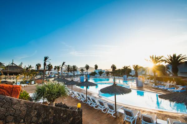 Schwimmbad Hotel HL Paradise Island**** en Lanzarote