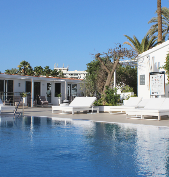Solariumbereich „Nur für Erwachsene“ HL Miraflor Suites**** Hotel Gran Canaria Solariumbereich „Nur für Erwachsene“ HL Miraflor Suites**** Hotel Gran Canaria