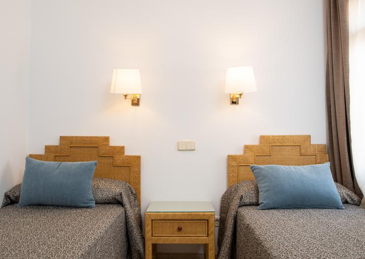 BUNGALOW MIT 2 SCHLAFZIMMERN Hotel HL Club Playa Blanca**** Lanzarote BUNGALOW MIT 2 SCHLAFZIMMERN Hotel HL Club Playa Blanca**** Lanzarote